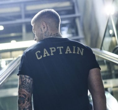 Captain T-shirt 5