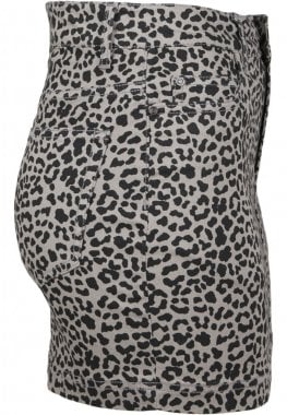 Short skirt in leopard pattern 8