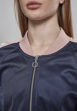 Jacket with push buttons on the arms of the lady 24