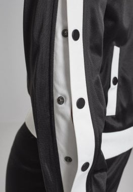 Jacket with push buttons on the arms of the lady 5