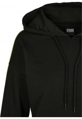 Black hooded sweater with neon-colored stripe lady 21