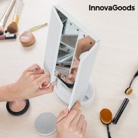 4-in -1 Magnifying LED Mirror 2