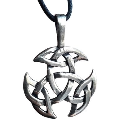 Celtic knot in 925 sterling silver