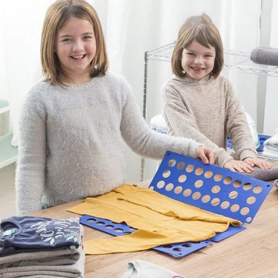 Kids' Clothes Folder