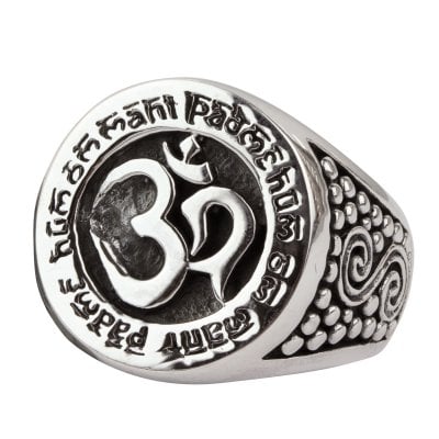 Aum ring in silver
